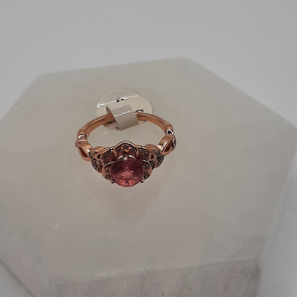 R875 Pink Flower Ring Plated - Fragrant Jewels - Picture 3 of 7